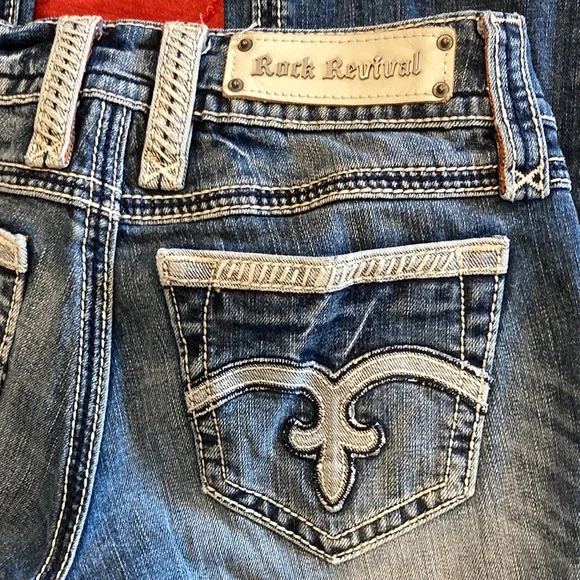 NWOT Rock Revival Alanis capri size 28 - Picture 3 of 6